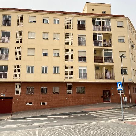 Beautiful Brand New 2 Bedroom Flat With Terrace Malaga Luaran gambar