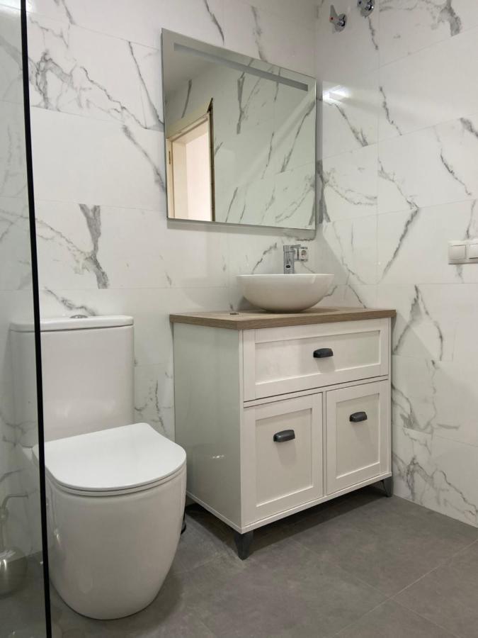 Beautiful Brand New 2 Bedroom Flat With Terrace Malaga Luaran gambar