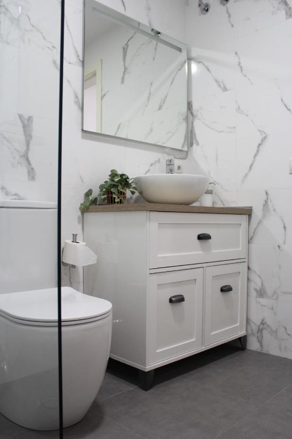 Beautiful Brand New 2 Bedroom Flat With Terrace Malaga Luaran gambar