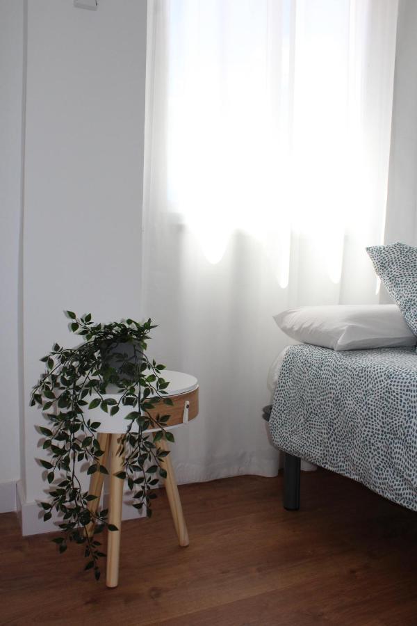 Beautiful Brand New 2 Bedroom Flat With Terrace Malaga Luaran gambar