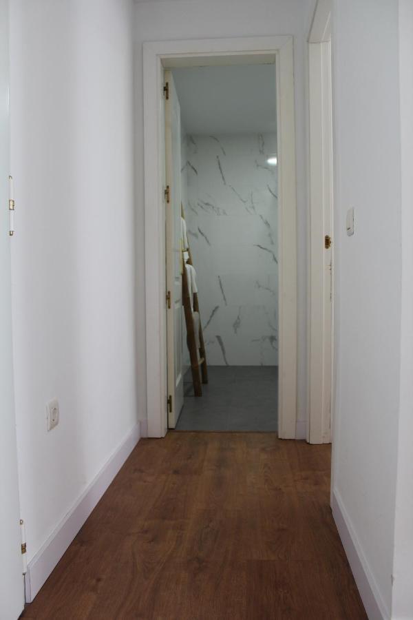 Beautiful Brand New 2 Bedroom Flat With Terrace Malaga Luaran gambar